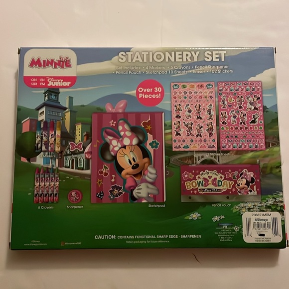 Minnie Mouse  set: markers, crayons, sharpener, pouch, eraser, stickers, sheets - Picture 15 of 17